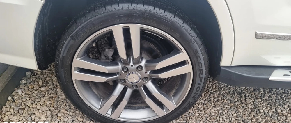 Mercedes-Benz GLK cena 99900 przebieg: 127980, rok produkcji 2015 z Skępe małe 704